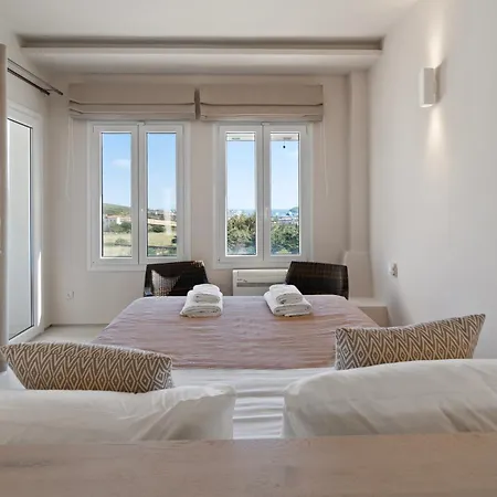 Villa Serene, Oasis Retreat 5 Mins To Port By Explore Andros Koumari